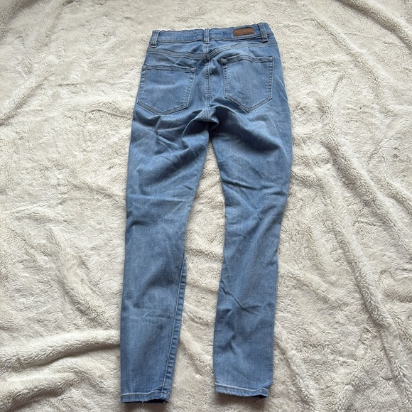 Garage Light Blue High Waisted Skinny Jeans 03 - Picture 6 of 10